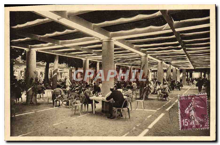 CPA Vichy Les Pergolas