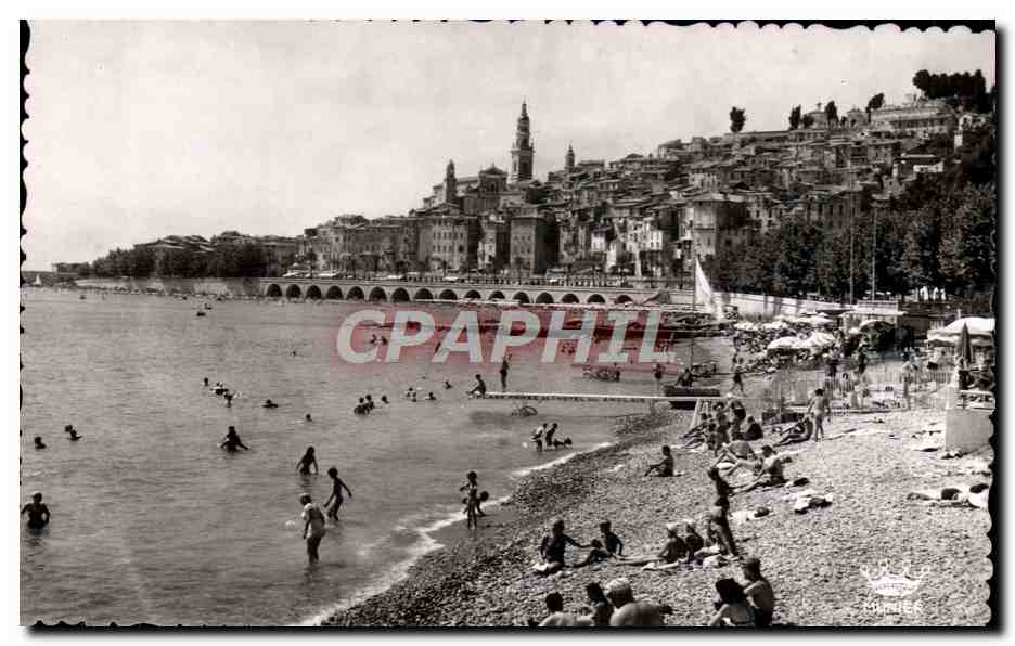CPM Menton La Vieille Ville La Plage Du Quai Bonaparte