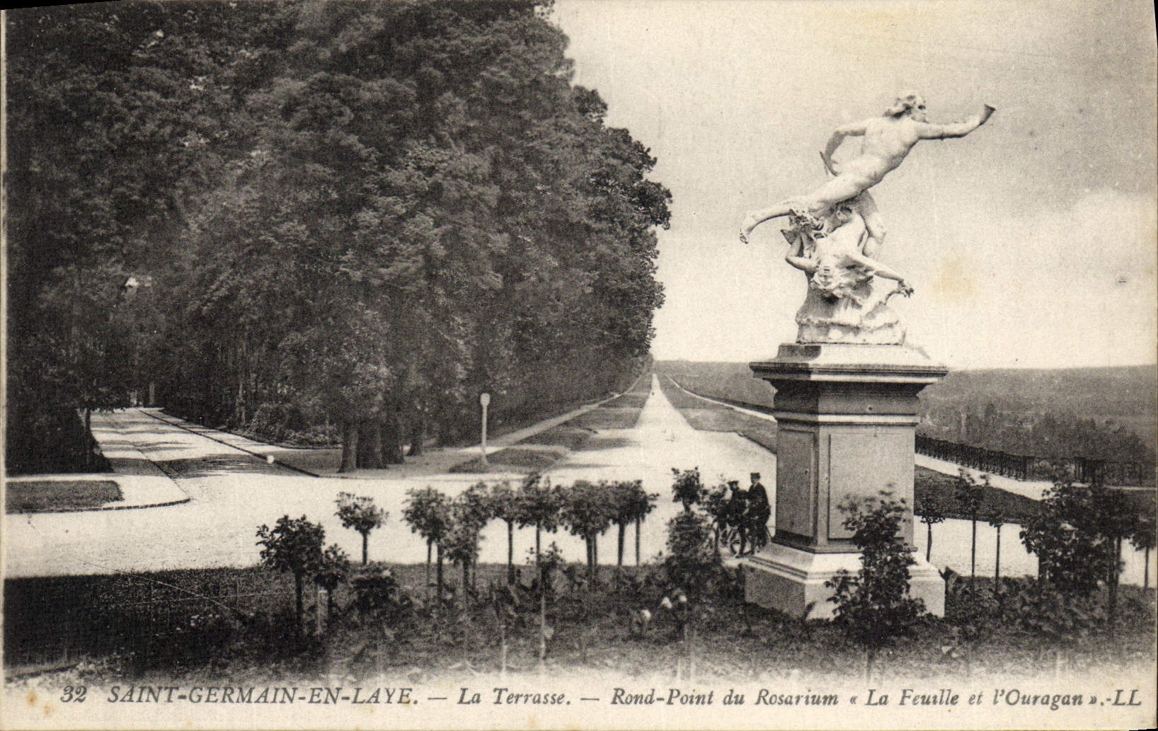 Saint-Germain-en-Laye — La Terrasse — Rond-Point du Rosarium « La Feuille et l'Ouragan »