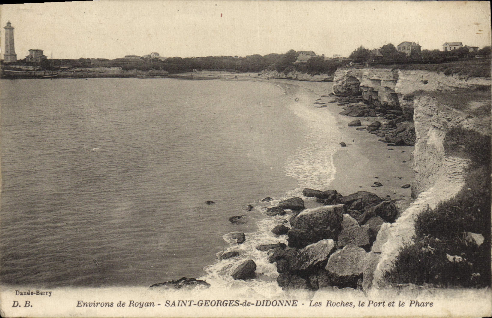 CPA Environs de Royan Saint Georges De Didonne Les Roches Le Port Et Le Phare