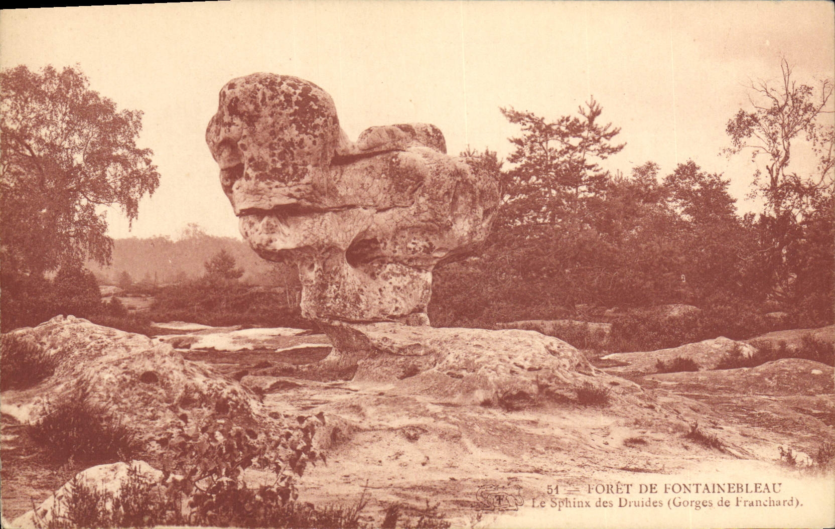 El Esfinge de los Druidas (Gorges de Franchard) — Bosque de Fontainebleau — Editor T.F. n°51