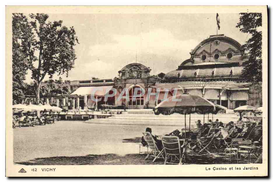 CPA Vichy Le Casino Et Les Jardins