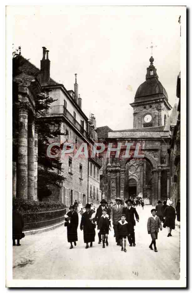 Besançon-Les-Bains — Cathédrale et Square — Éditeur CPAPHIL, n° 989