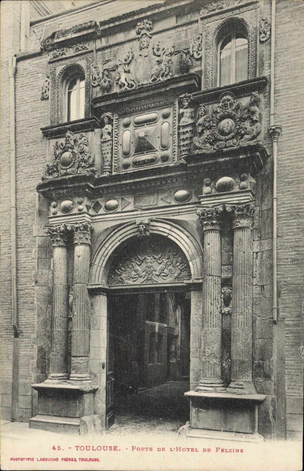 CPA Toulouse Porte De L'Hotel De Felzine