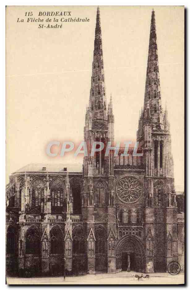 CPA Bordeaux La Fleche De La Cathedrale St Atidre