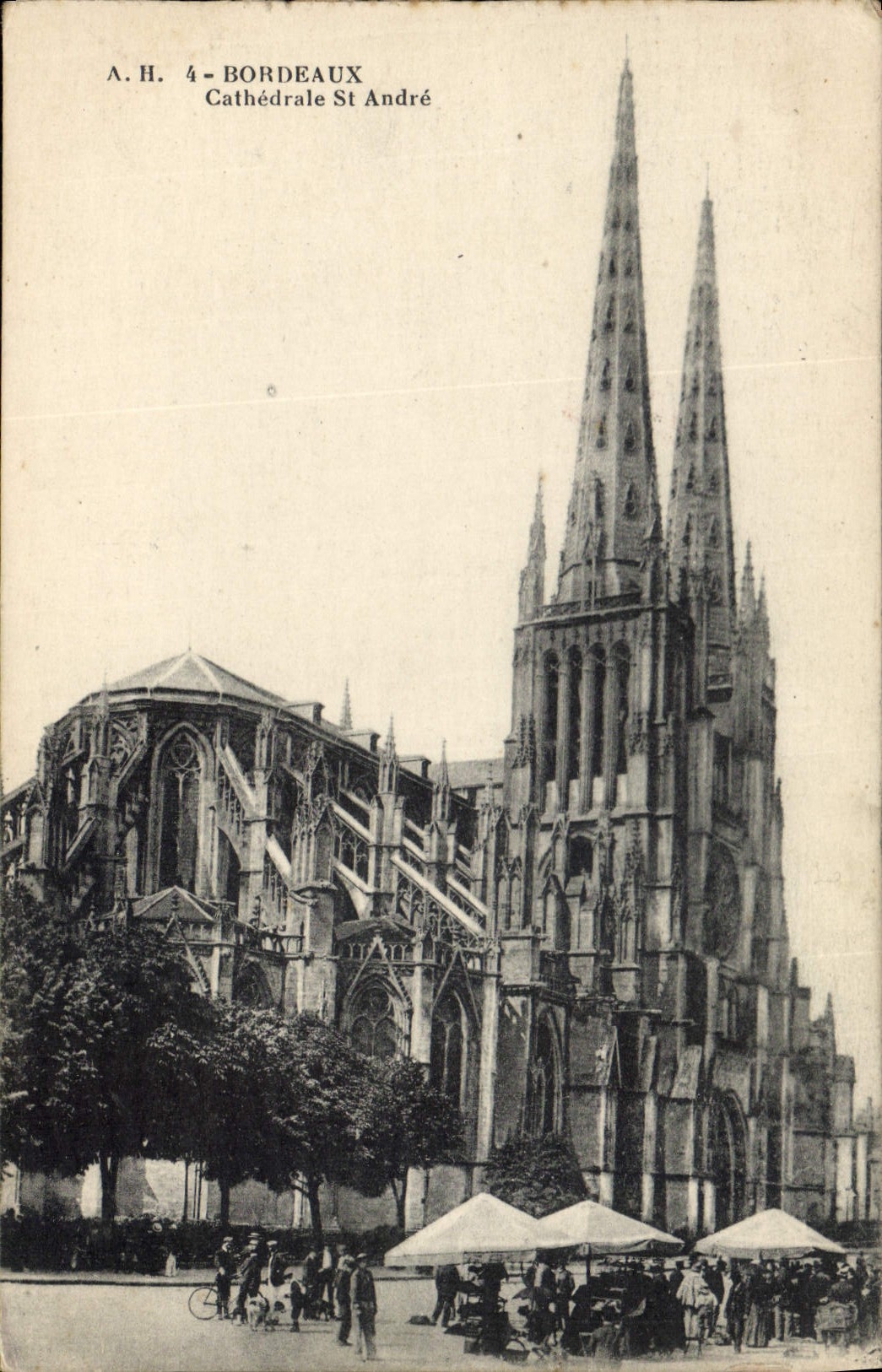 CPA Bordeaux Cathedrale St Andre Marche