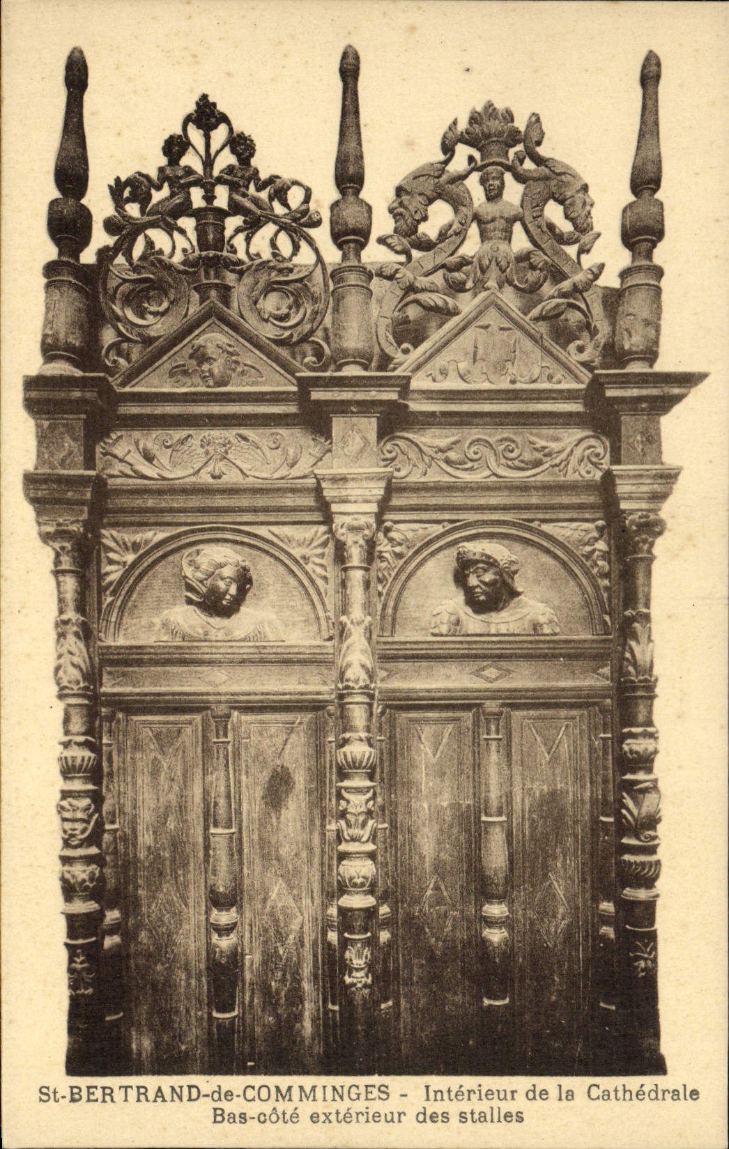 CPA Saint Bertrand De Comminges Interieur De La Cathedrale Bas cote exterieur des stalles