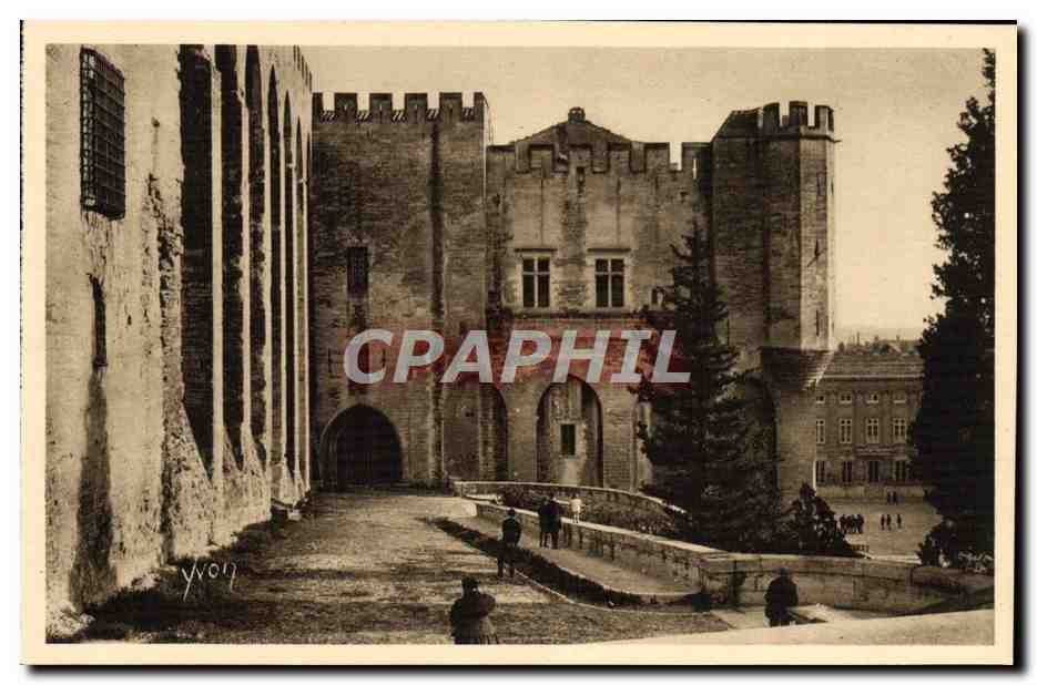 CPA Avignon Aile Gauche du Palais des Papes