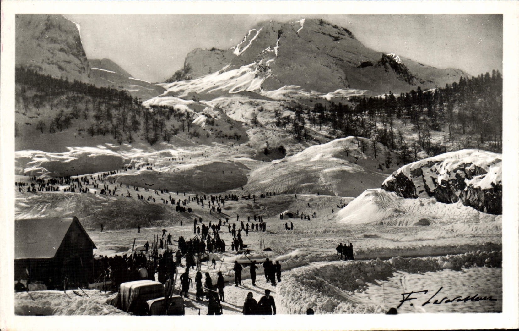 CPA Gourette Vue de la Piste et de la Descente de l'Amoulat Ski