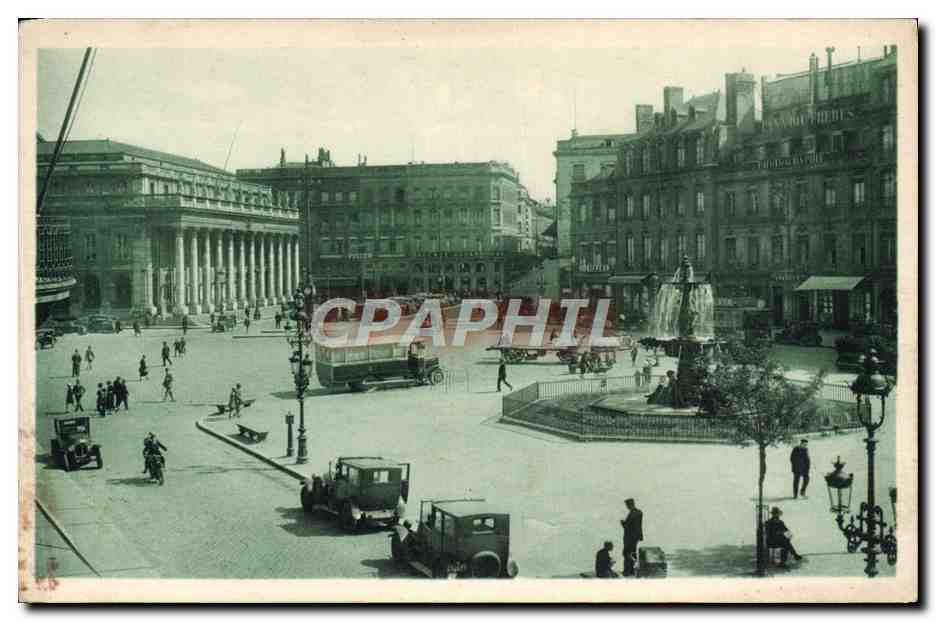 CPA Bordeaux La Place de la Comedie