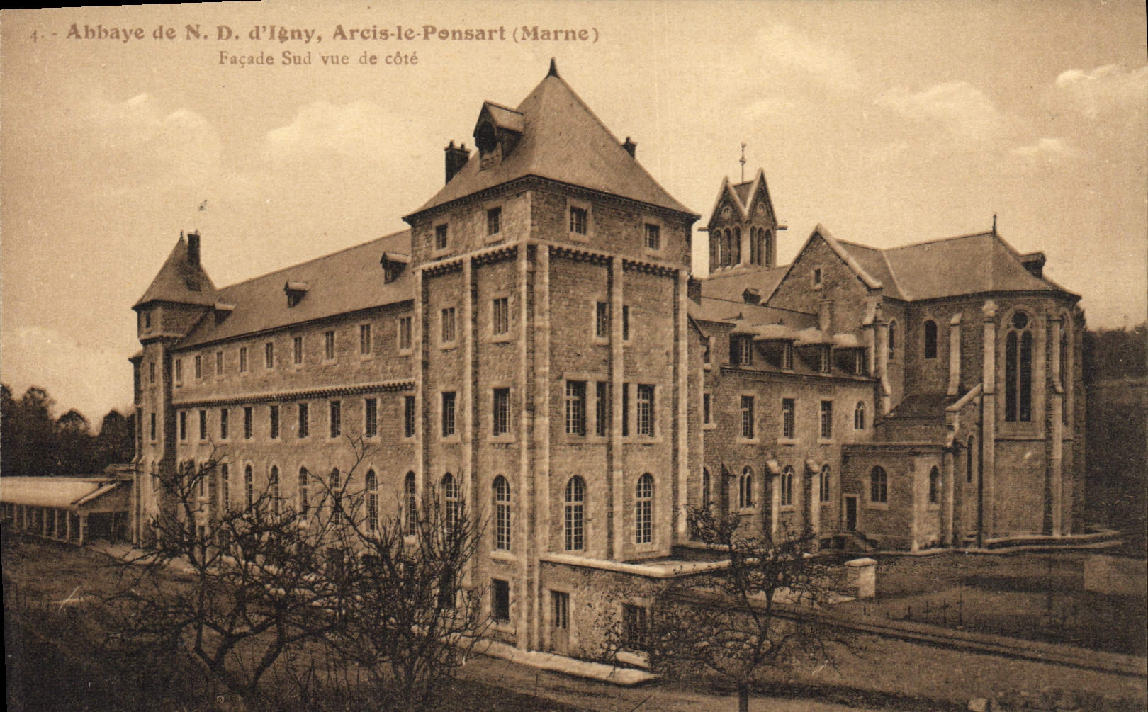 CPA Abbaye de ND d'Igny Arcis le Ponsart Facade Sud vue de cote 