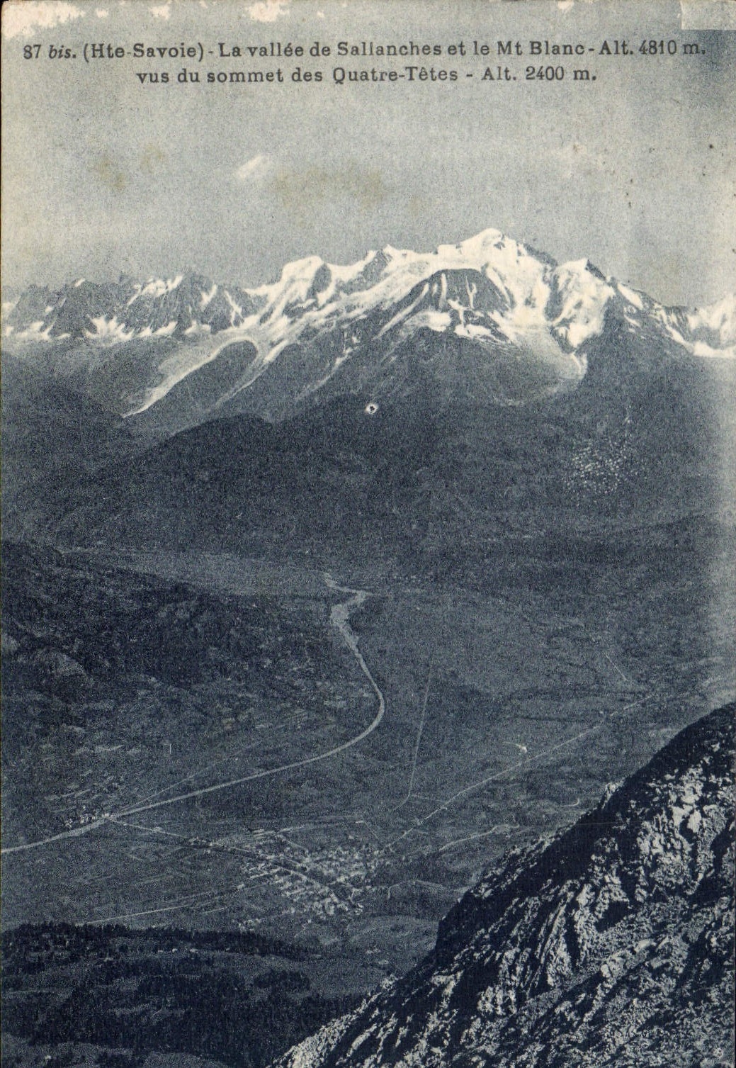 CPA La vallee de Sallanches et le Mont Blanc vus du sommet des Quatre Tetes