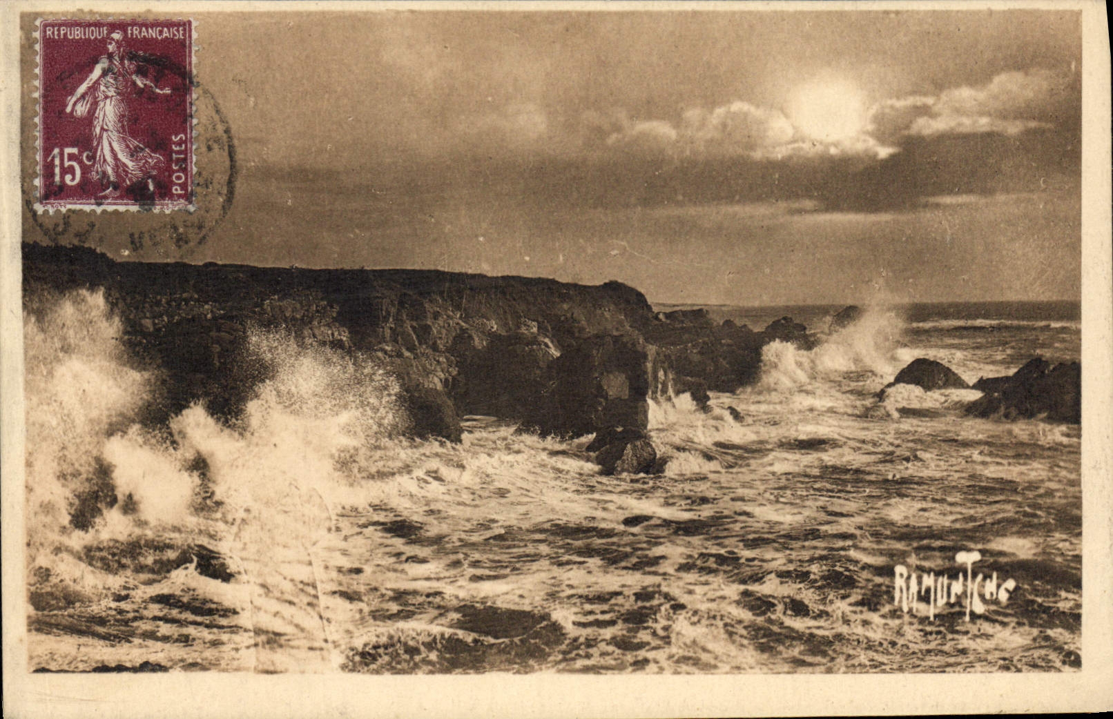 Les Sables-d'Olonne — Tempête au Rocher de Saint-Nicolas — Édition artistique R. Bergéchile