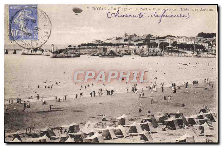 CPA Royan La Plage et la Port Vue prise de l'hotel des Autans 