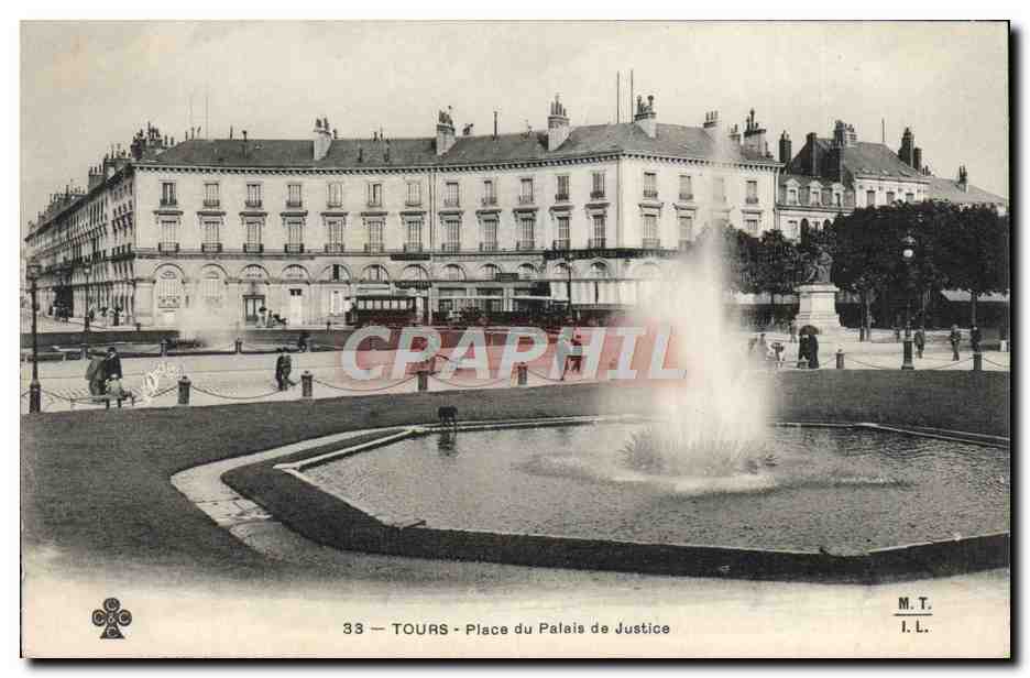 CPA Tours Place Du Palais De Justice Tramway