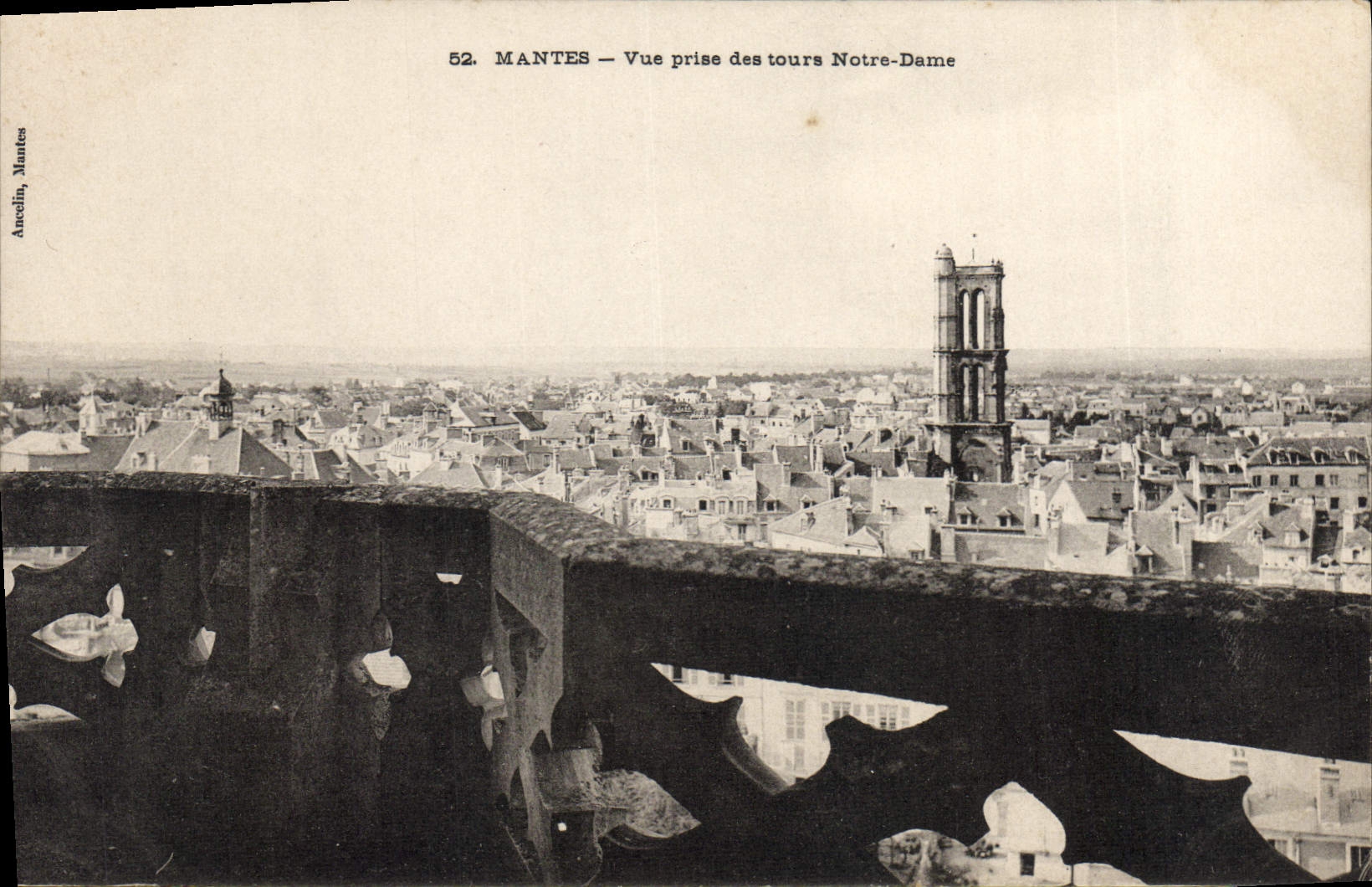 MANTES — Vue prise des tours Notre-Dame — Ancolin, n°52