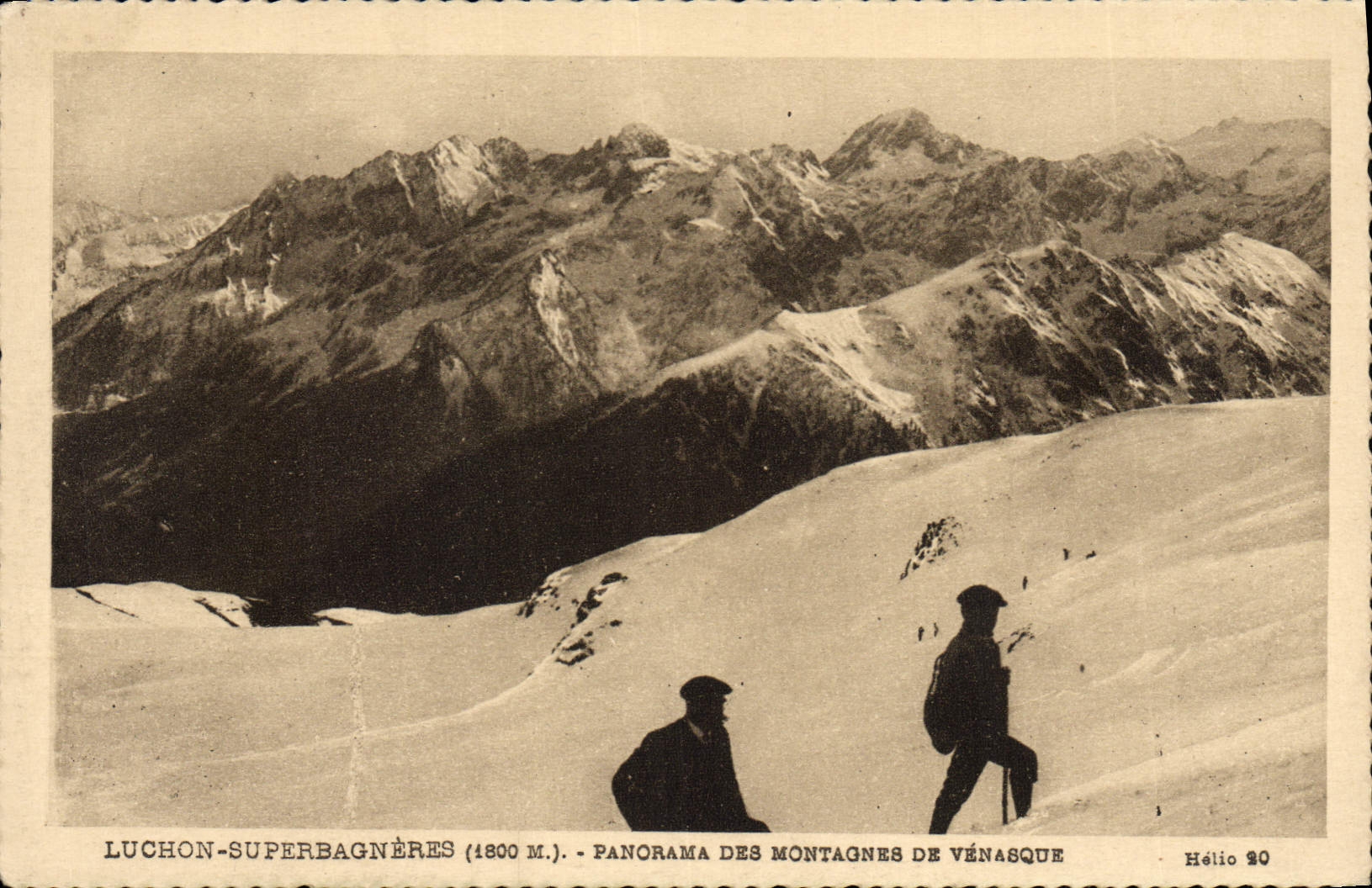 Luchon-Superbagnères (1800 M.) — Panorama des montagnes de Vénasque — Hélio 90