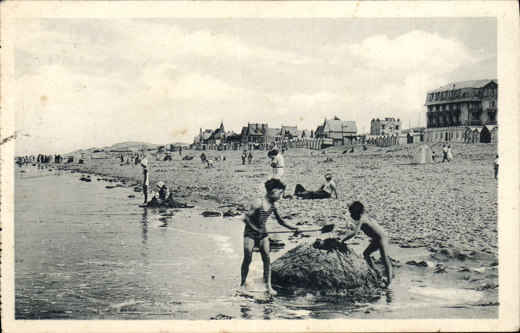 CPA Fort Mahon Plage Ideal Des Enfants