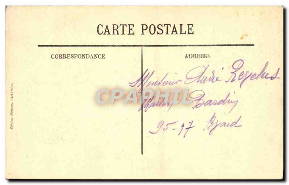CPA Versailles Le Chateau Vue Generale — Verso