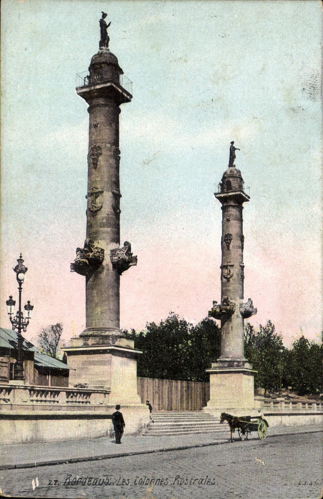 Bordeaux — Les colonnes Rostrales — A. V. & Cie, Paris, n° 27 - Recto