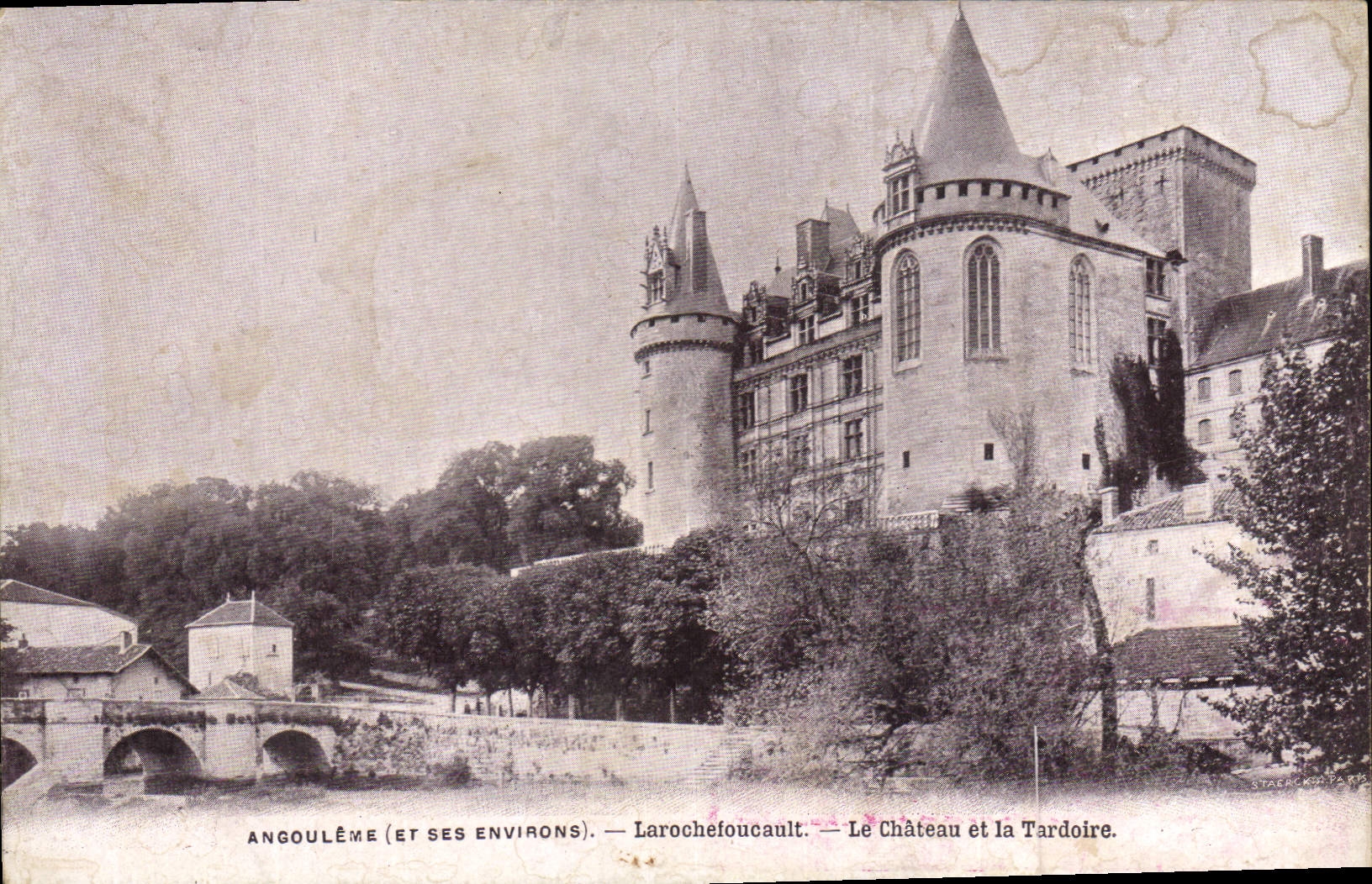 Larocheffoucault — Le Château et la Tardoire — Angoulême (et ses environs)