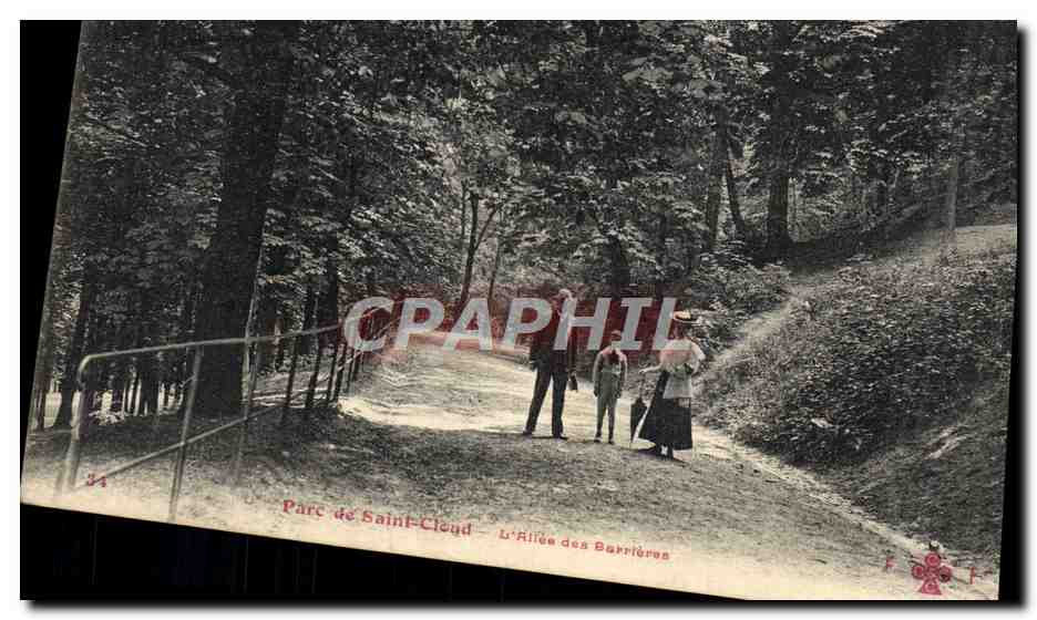 CPA Parc De Saint Cloud L'Allee Des Barrieres