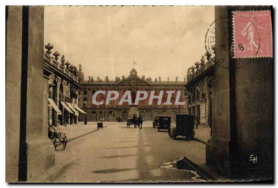Nancy - La Ville aux Portes d'Or — Vue prise de l'Arc de Triomphe — Éditeur non identifié