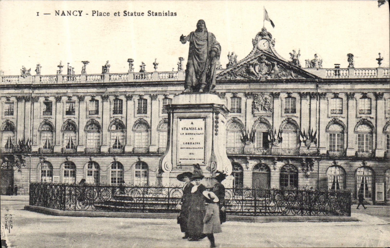 CPA Nancy Place Et Statue Stanislas