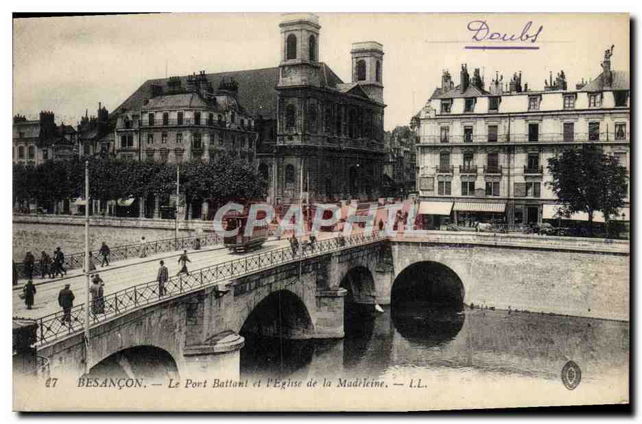 CPA Besancon Le Port Battant et L'Eglise de la Madeleine Tramway