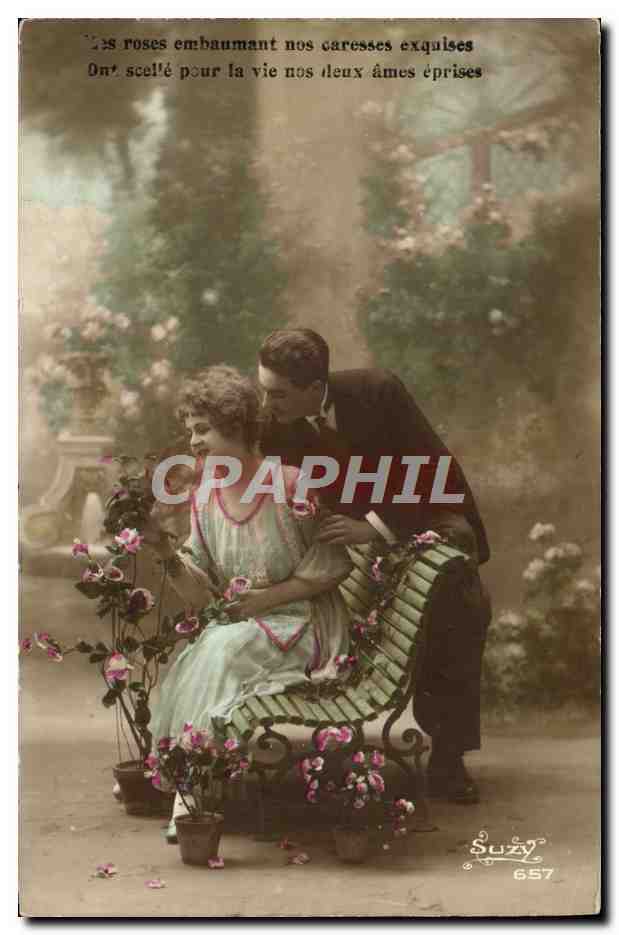 Couple amoureux dans un jardin — roses — Suzy 657