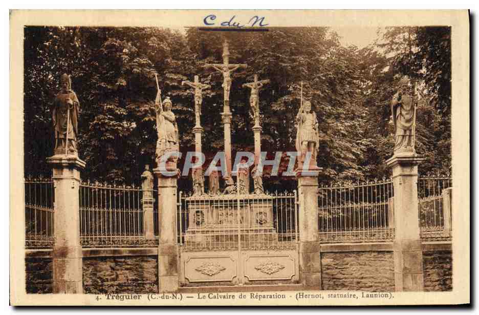 CPA Treguier Le calvaire en reparation 