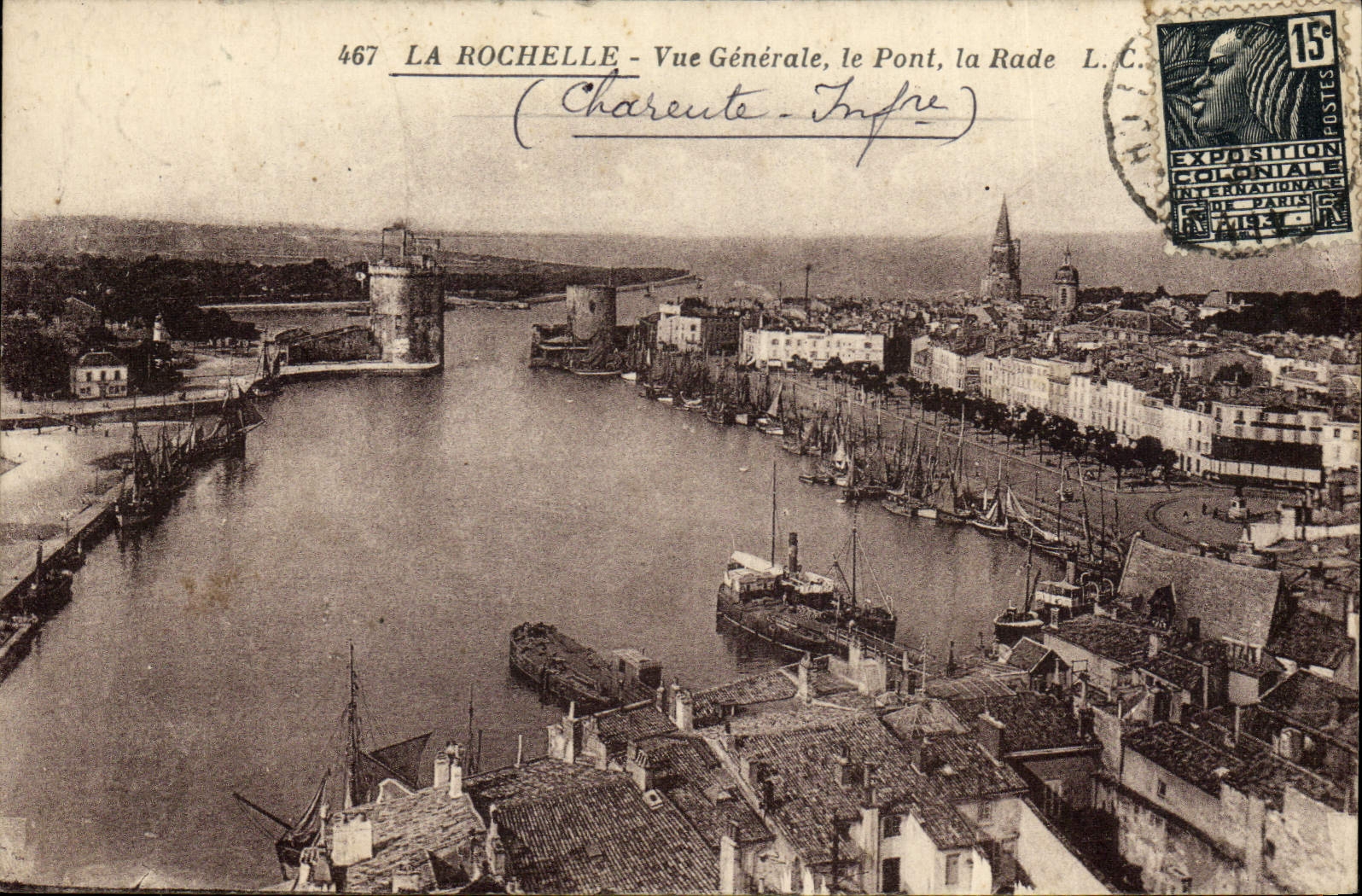 CPA La Rochelle Vue Generale le Pont la Rade