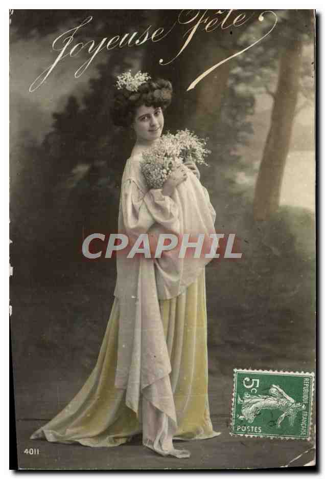 Femme en robe longue tenant un bouquet — Joyeuse Fête — éditeur inconnu, n° 4011
