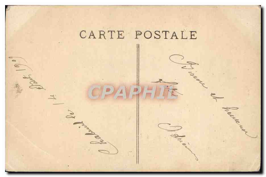 Femme en robe longue tenant un bouquet — Joyeuse Fête — éditeur inconnu, n° 4011 — Reverso