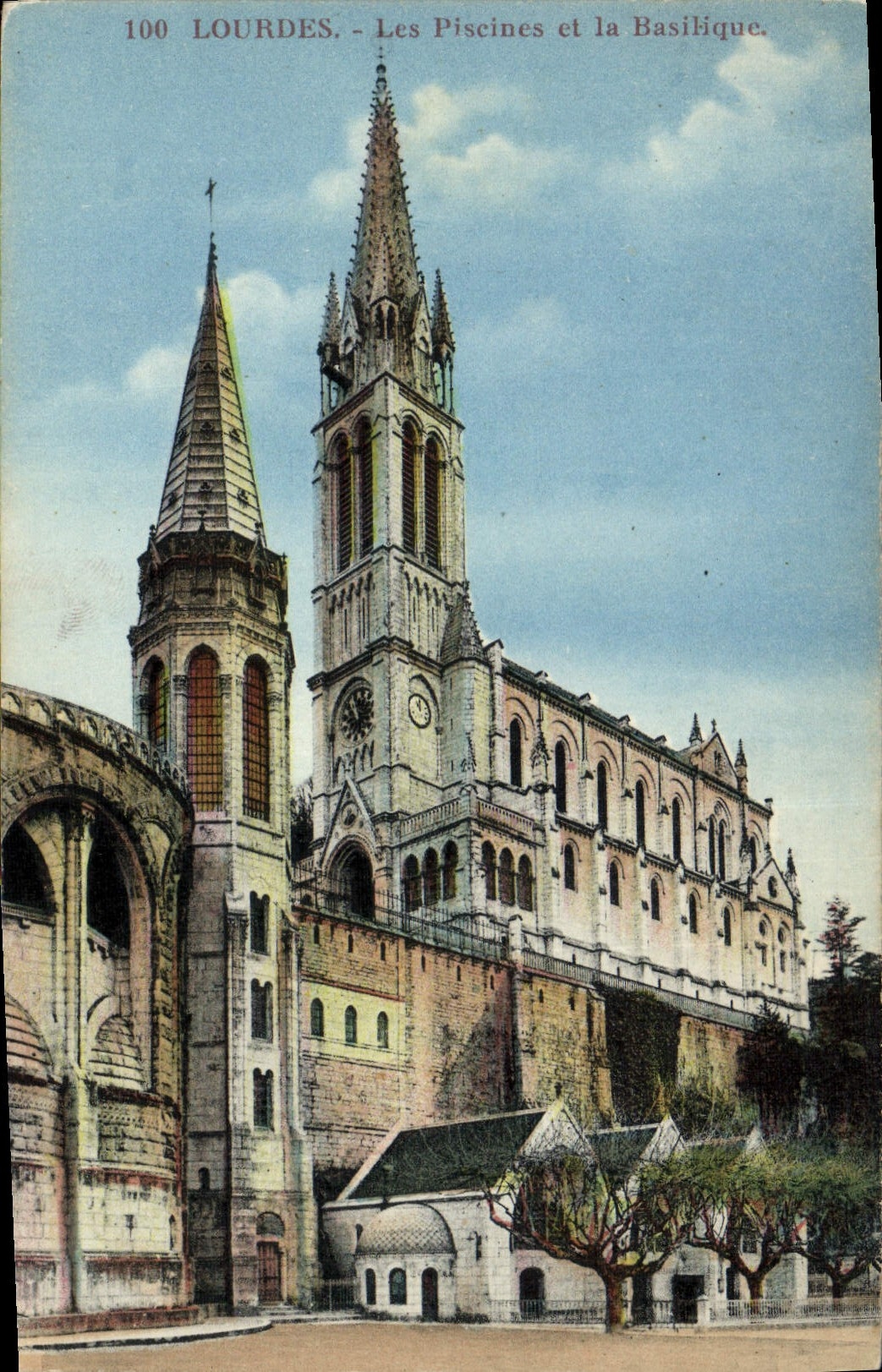 Lourdes - Les Piscines et la Basilique — Édition CPAPHIL n°100
