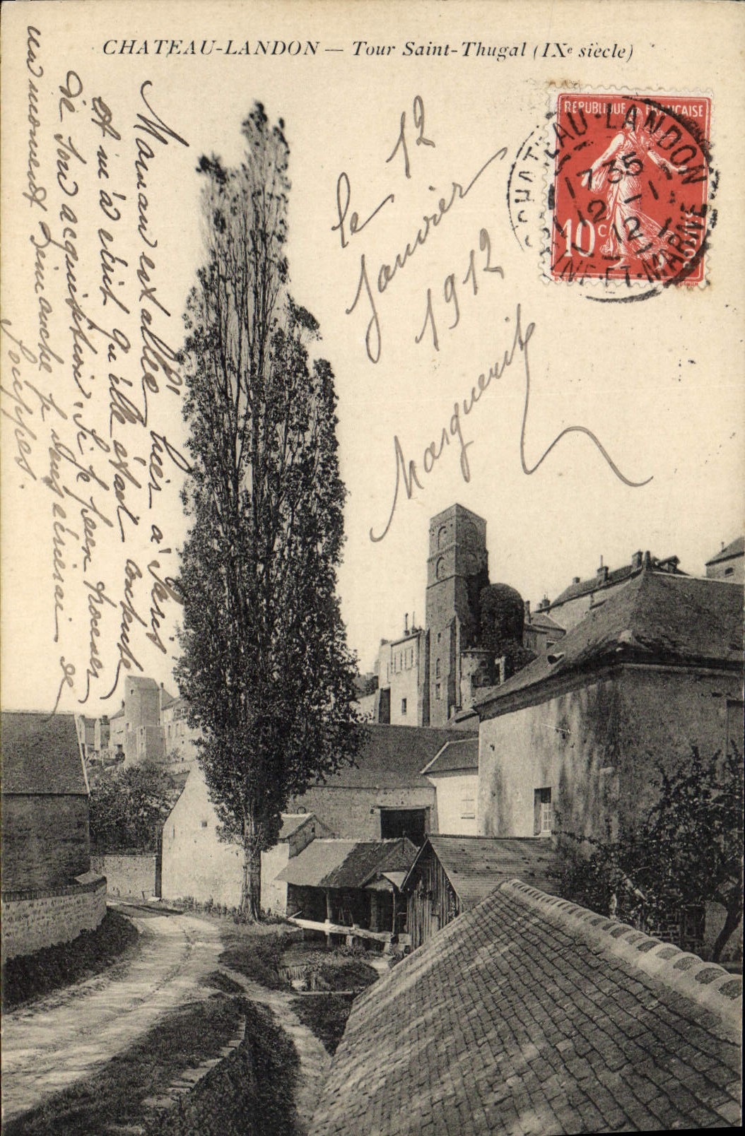 Château-Landon — Tour Saint-Thugal (IXe siècle)