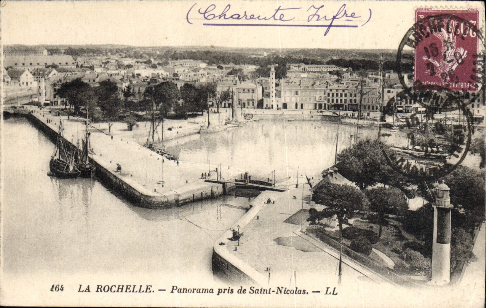 CPA La Rochelle Panorama Pris de Saint Nicolas