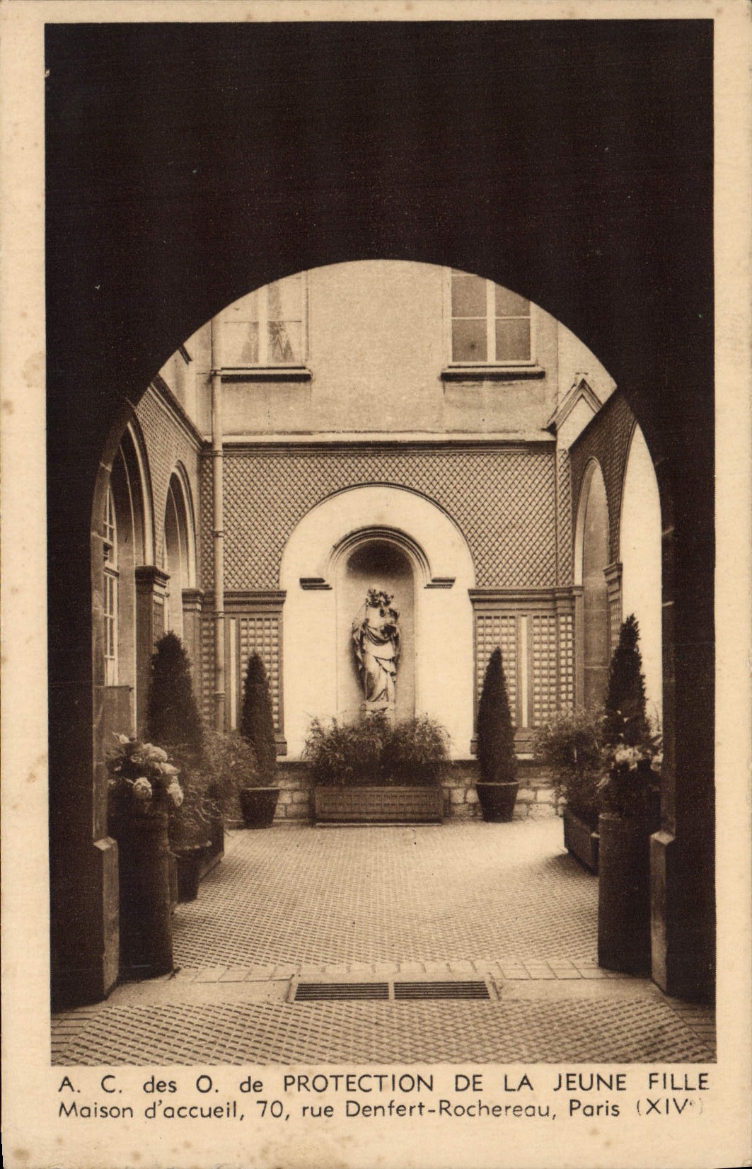 CPA Protection De la Jeune Fille maison d'accueil Rue Denfer Rochereau Paris 