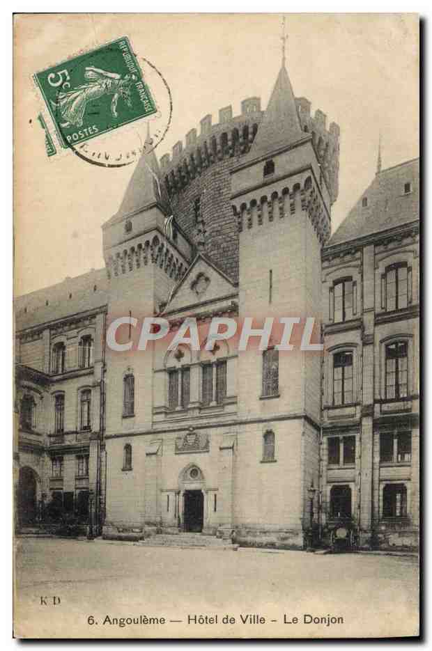 CPA Angouleme Hotel de Ville Le Donjon
