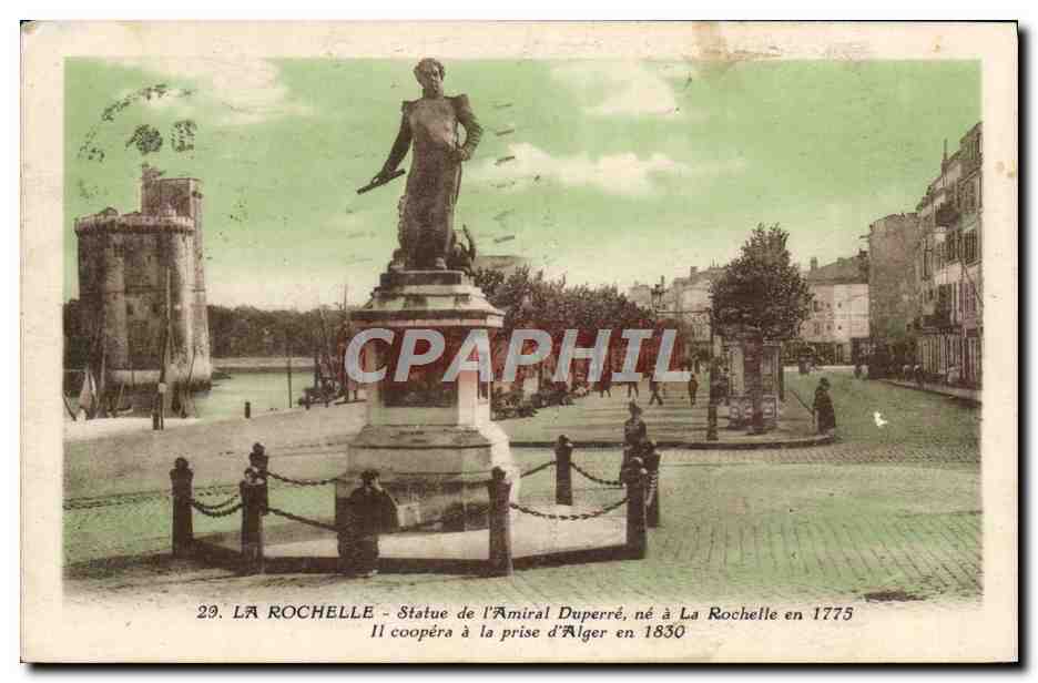 CPA La Rochelle Statue de L'Amiral Duperre 