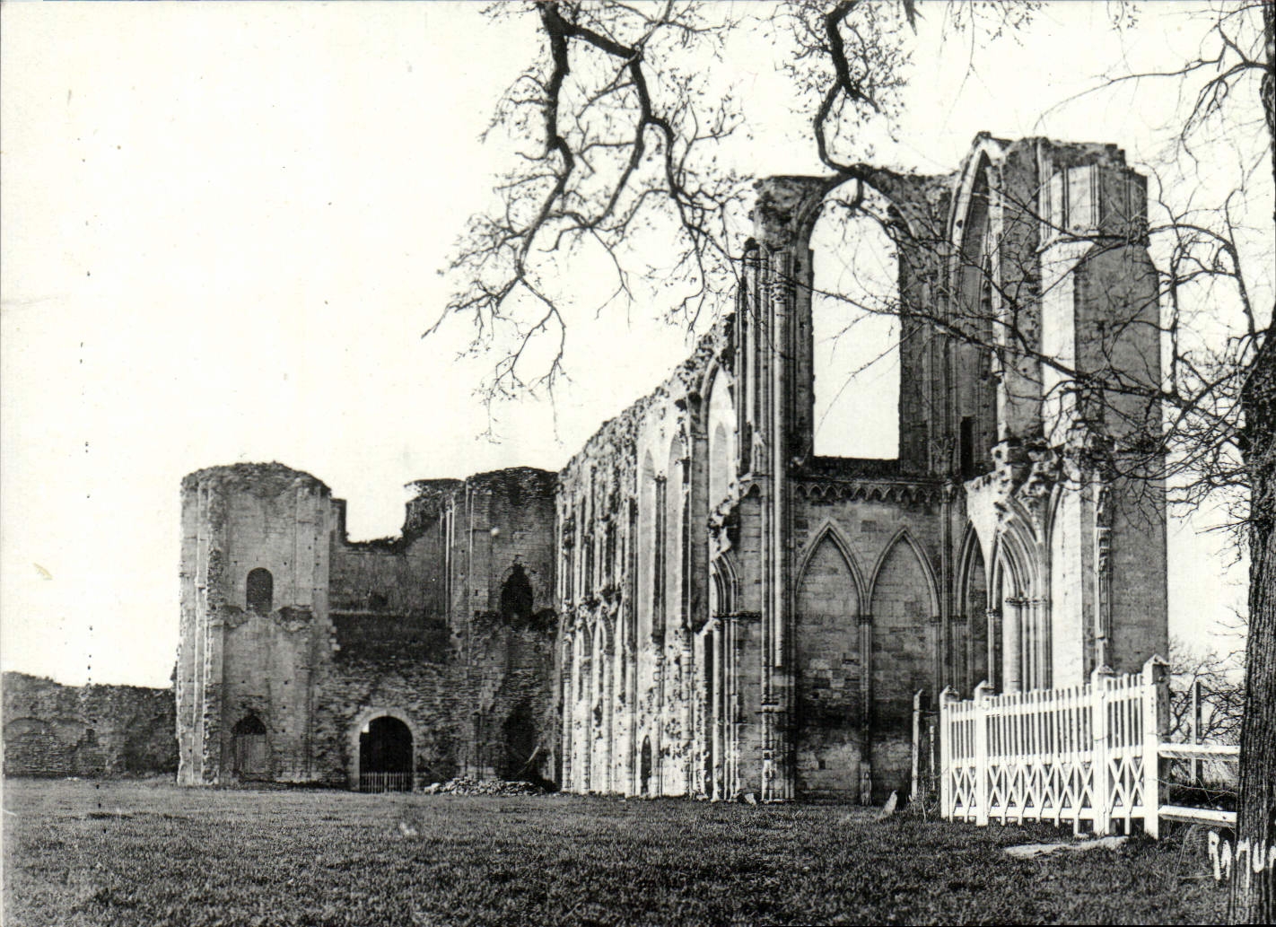 CPM Maillezais Ancienne cathedrale Saint Pierre