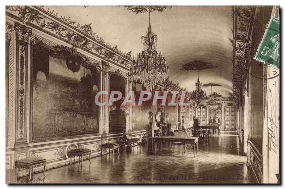 Intérieur du Château de Châtenay — Salle à manger — Phot. B. Billaud