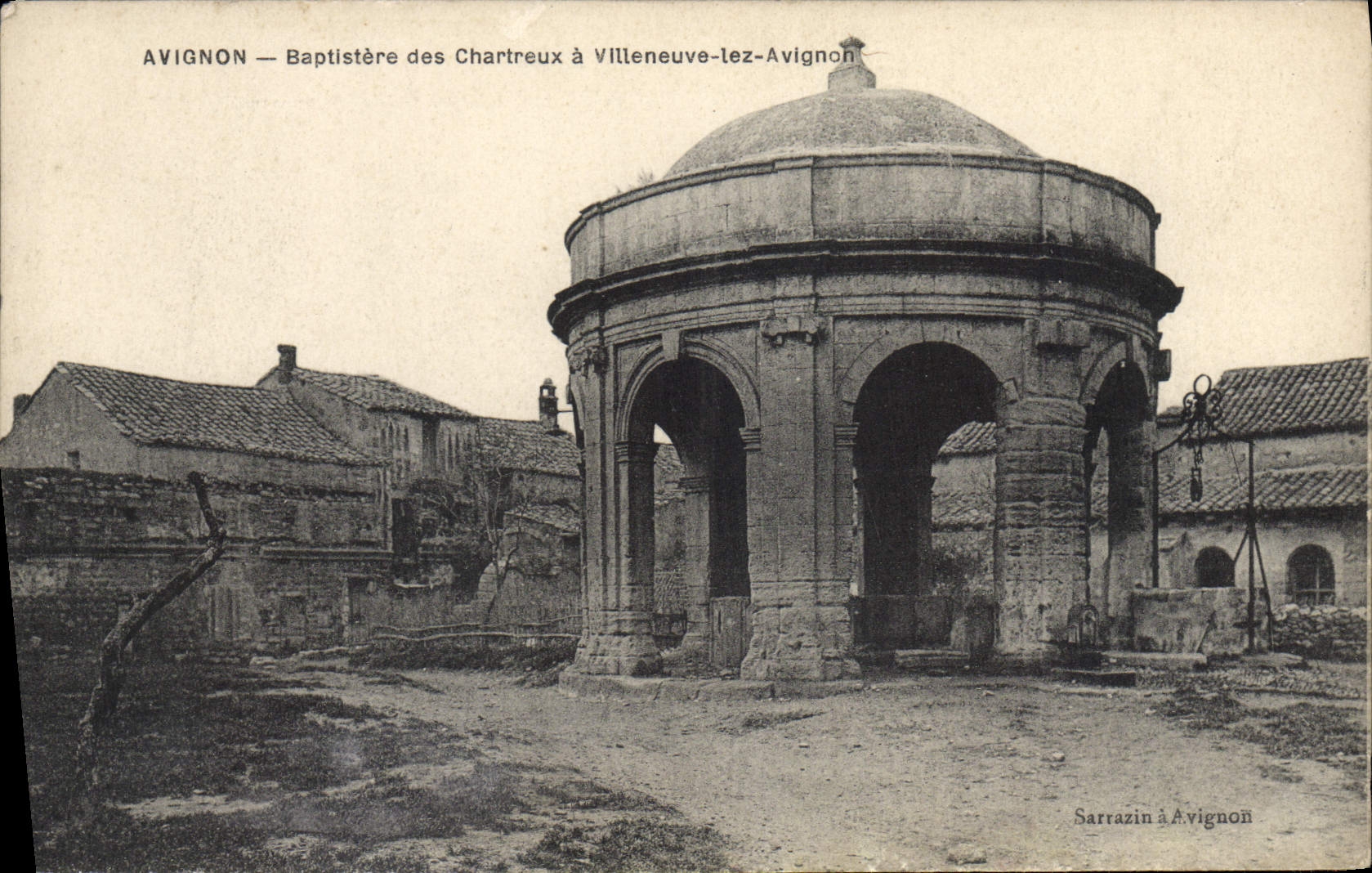 CPA Avignon Baptistere des Chartreux a Villeneuve les Avignon 