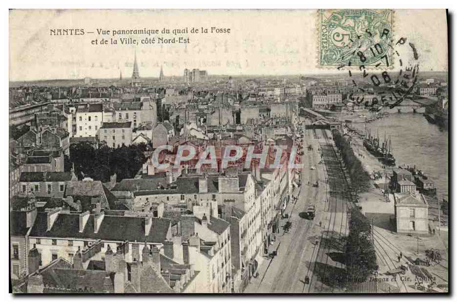 CPA Nantes Vue Panoramique Du Quai De La Fosse et de la ville Cote Nord Est 