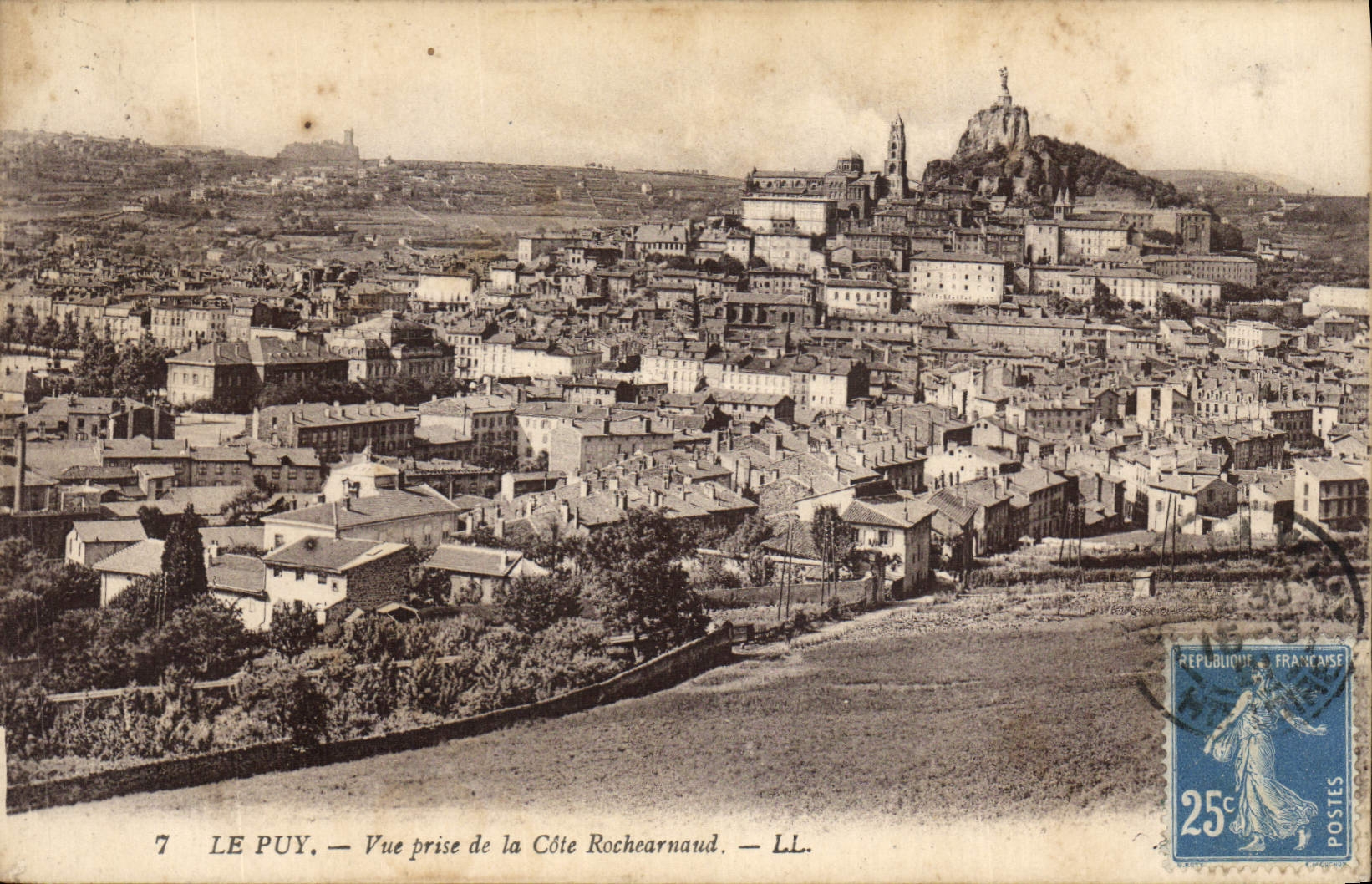 CPA Le Puy Vue Prise De La Cote Rochearnaud