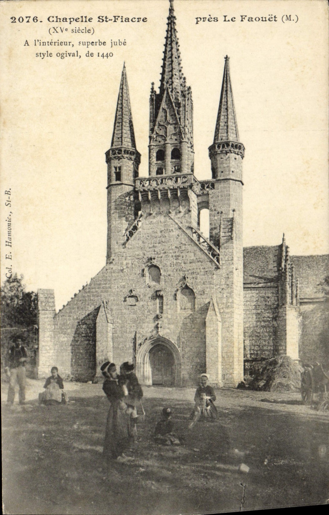 CPA Chapelle St Fiacre pres le Faouet Folklore