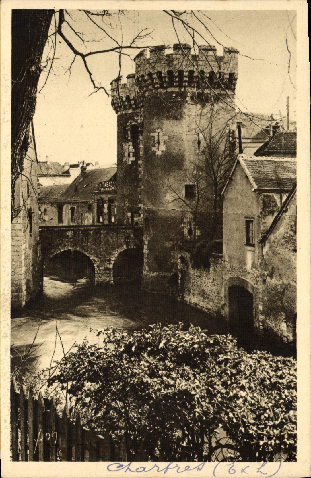 CPA Chartres La porte Guillaume 