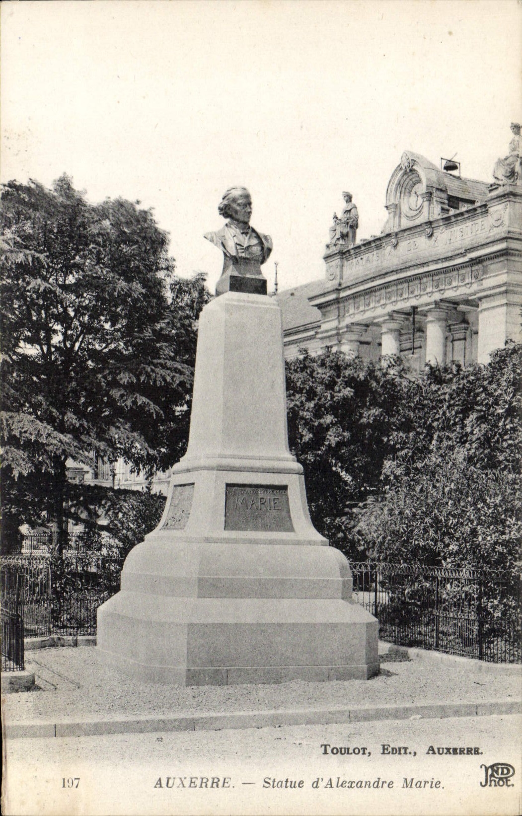 Auxerre — Statue d'Alexandre Marie — Toulot, Edit., Auxerre