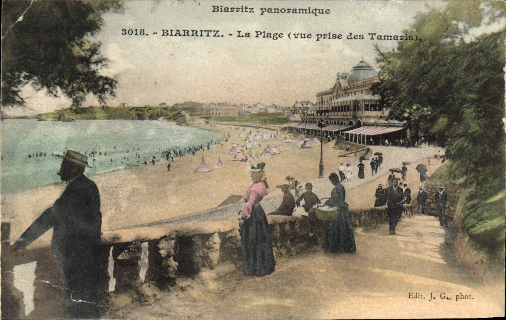 CPA Biarritz La Plage Vue prise des Tamaris 