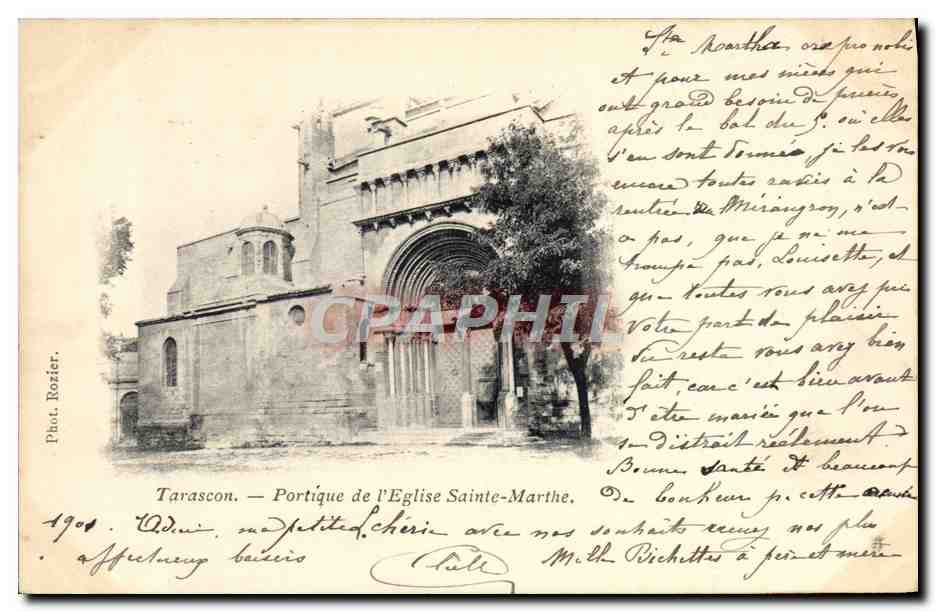 Tarascon — Portique de l'Église Sainte-Marthe — Phot. Rozier